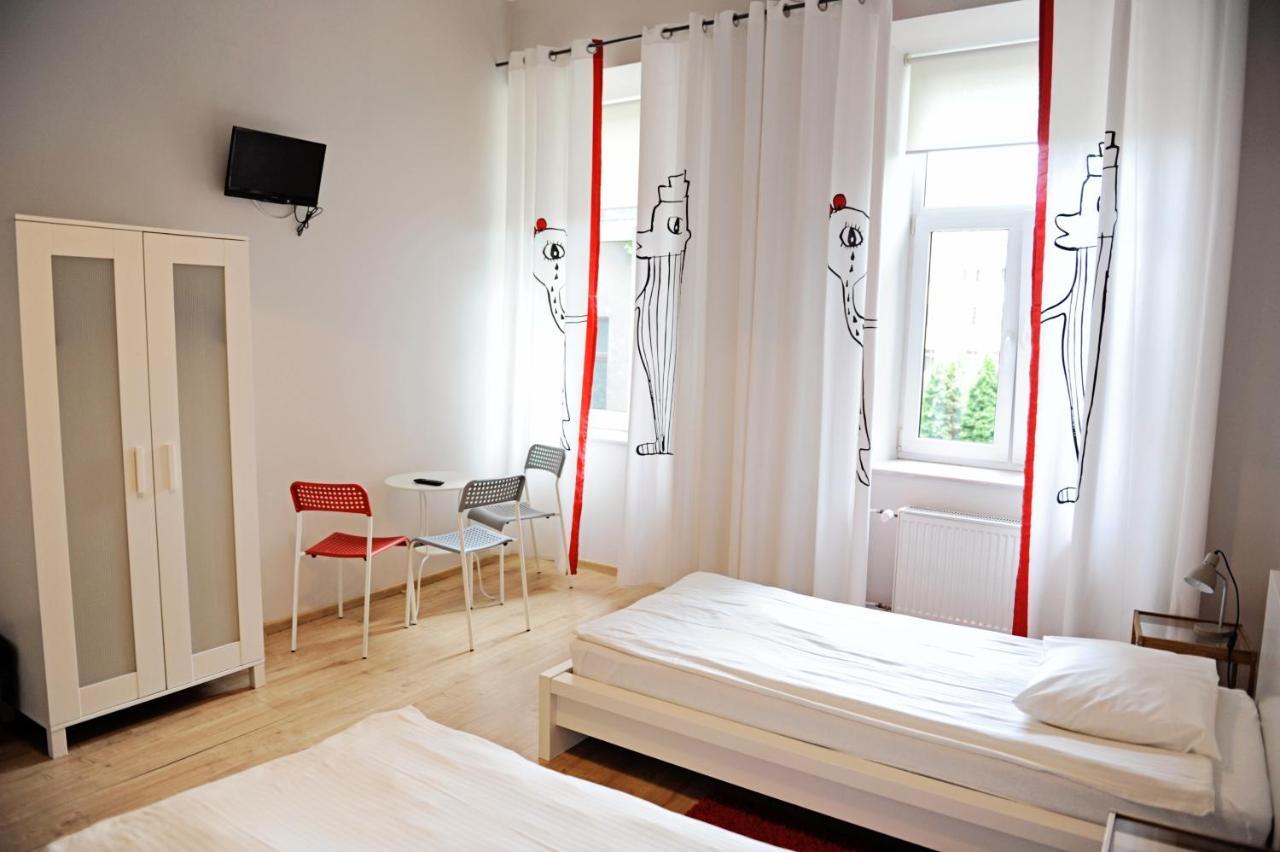 Cent Hostel Люблин Екстериор снимка