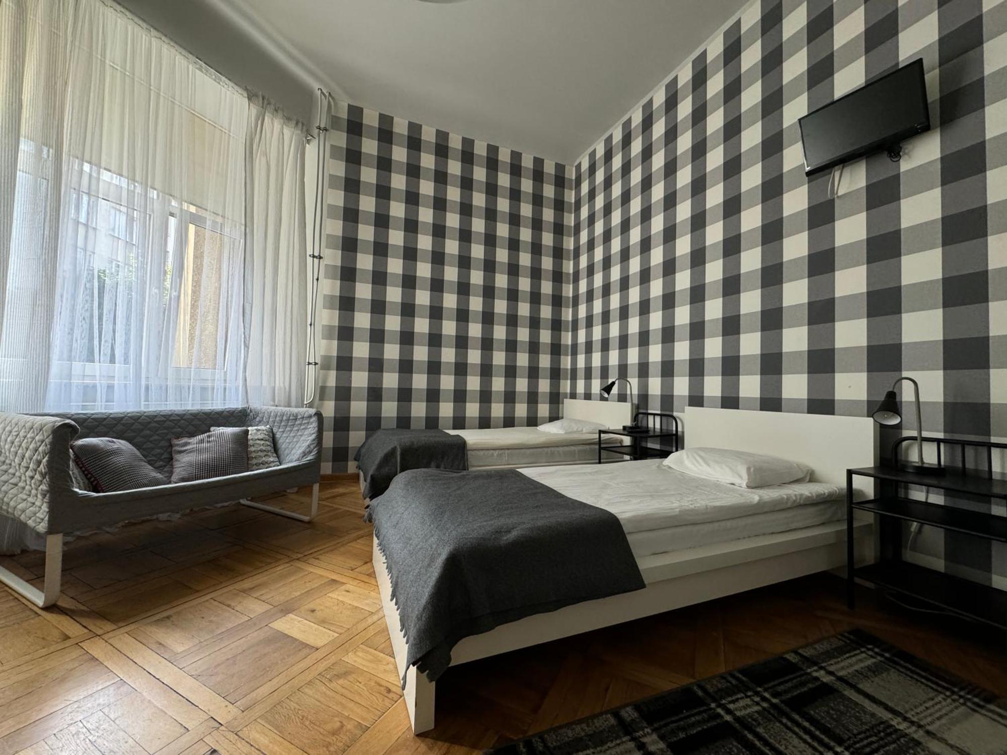 Cent Hostel Люблин Екстериор снимка