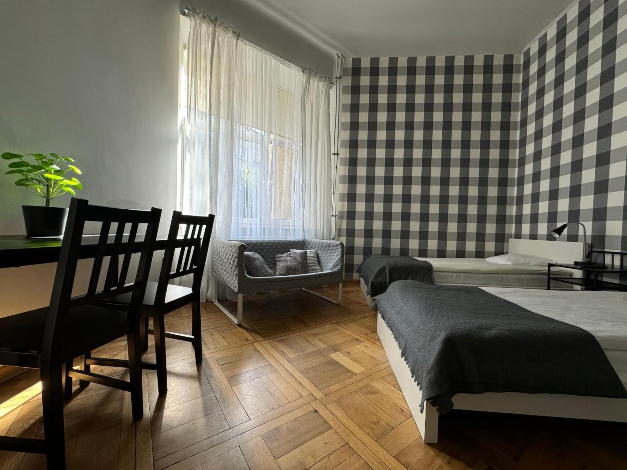 Cent Hostel Люблин Екстериор снимка