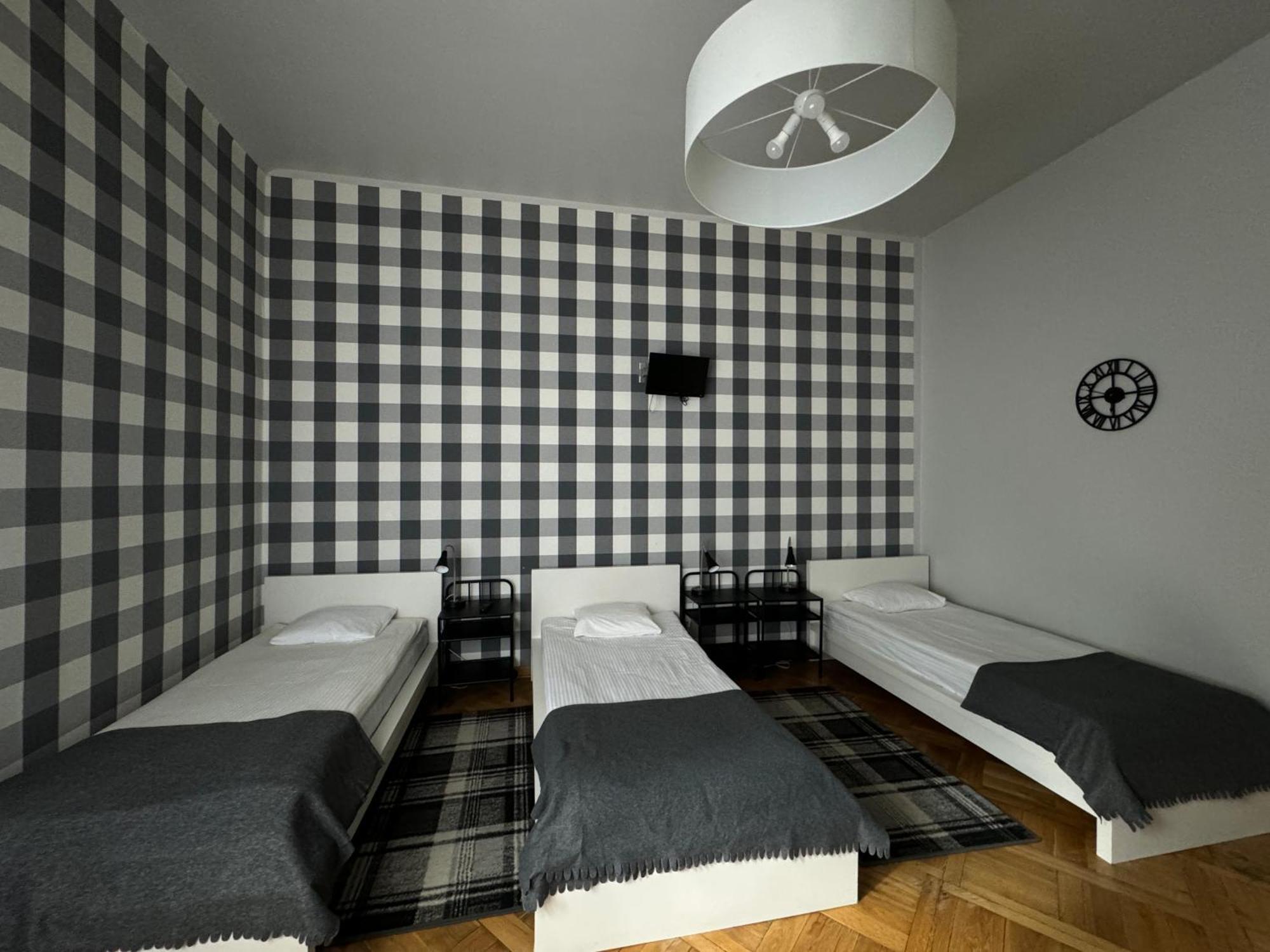 Cent Hostel Люблин Екстериор снимка