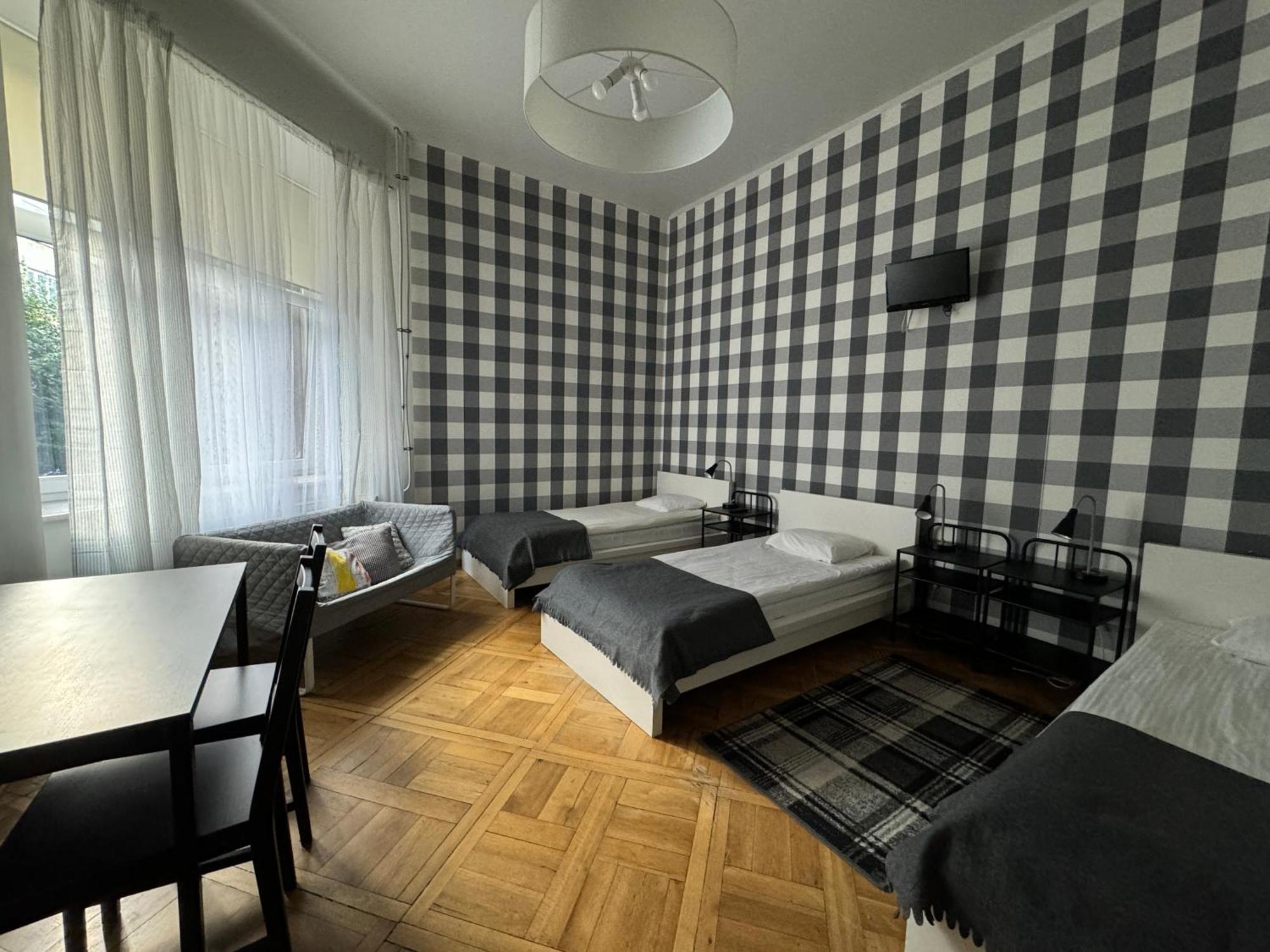 Cent Hostel Люблин Екстериор снимка