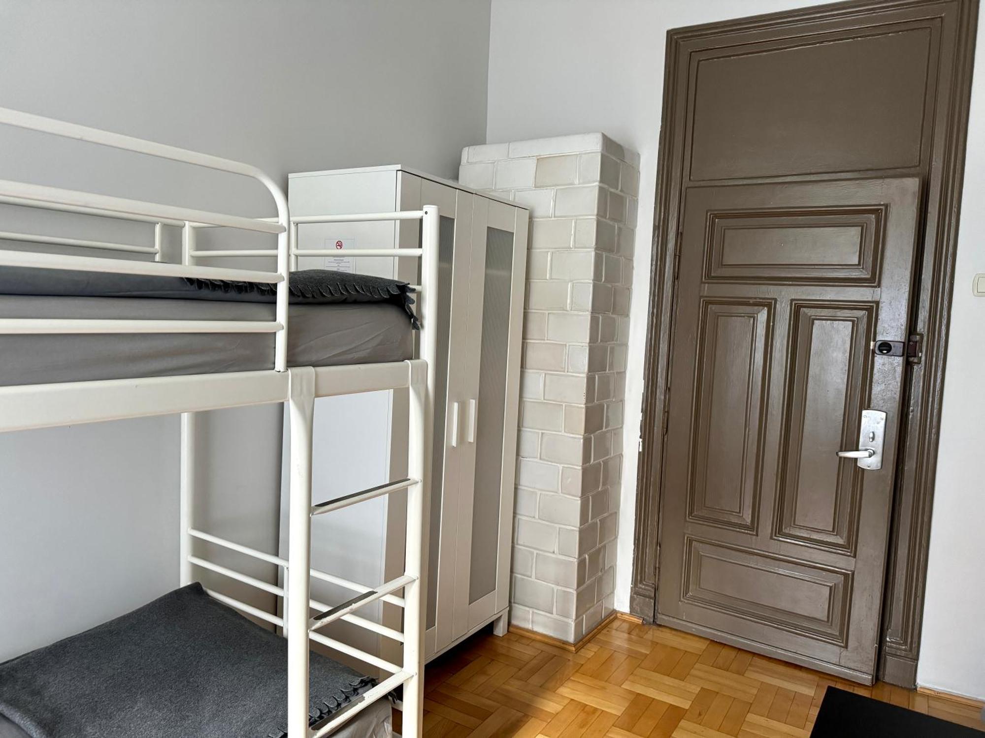 Cent Hostel Люблин Екстериор снимка