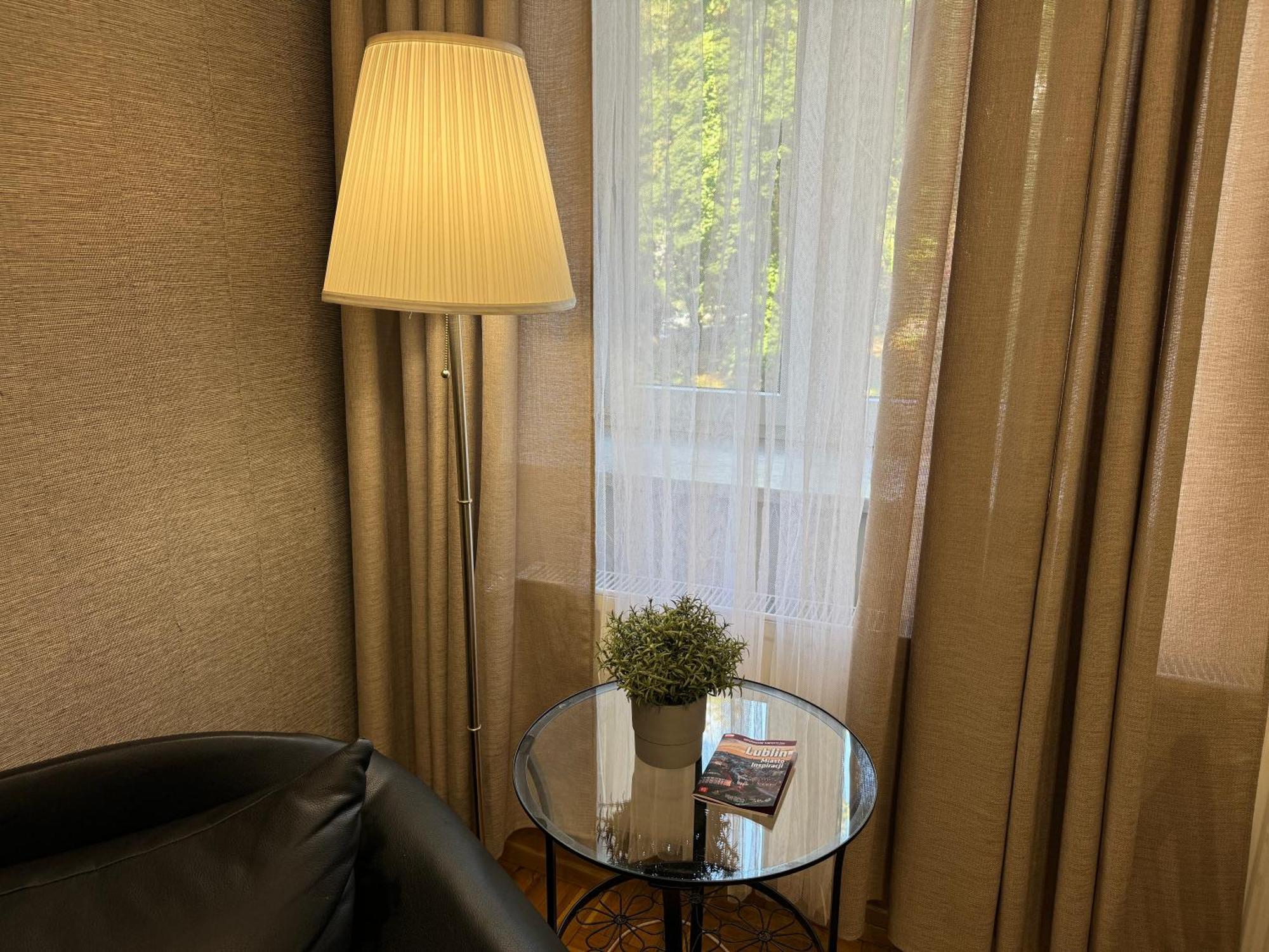 Cent Hostel Люблин Екстериор снимка